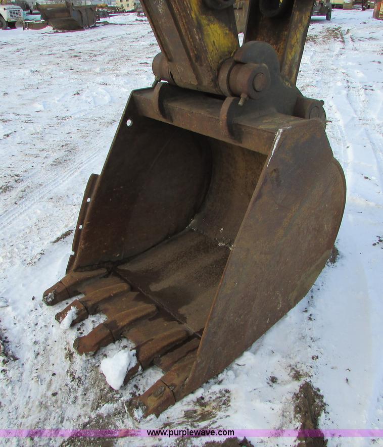 image for item I6613 2001 Kobelco SK-160 LC excavator