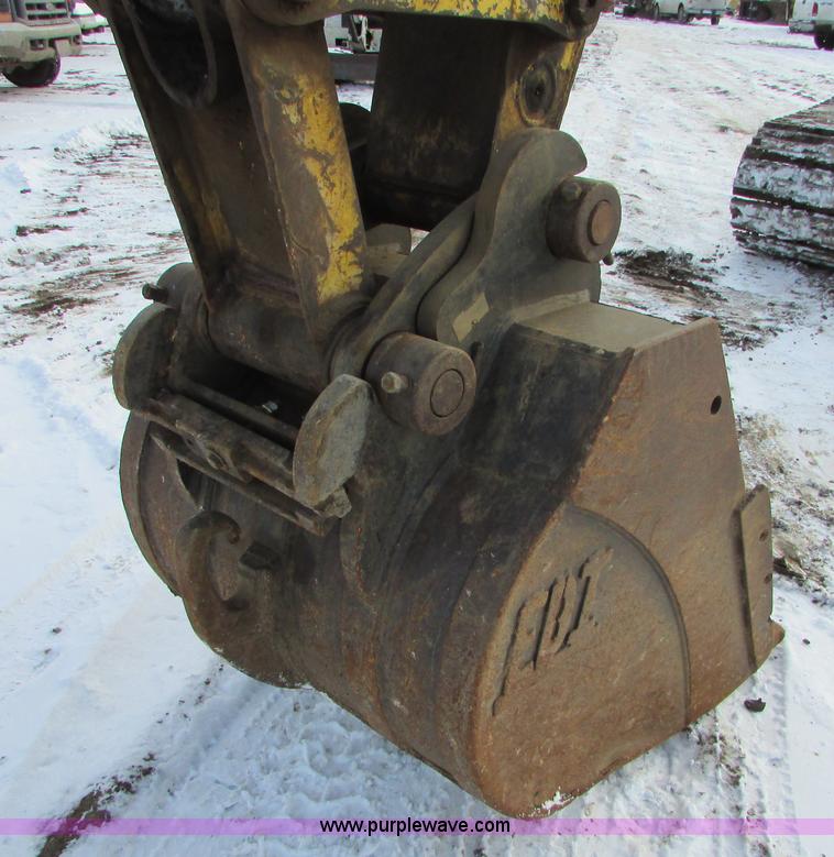 image for item I6613 2001 Kobelco SK-160 LC excavator