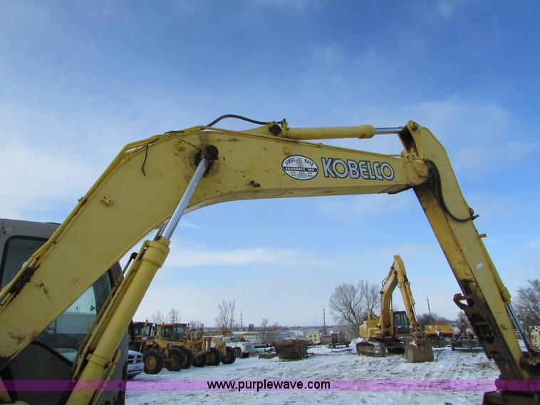 image for item I6613 2001 Kobelco SK-160 LC excavator
