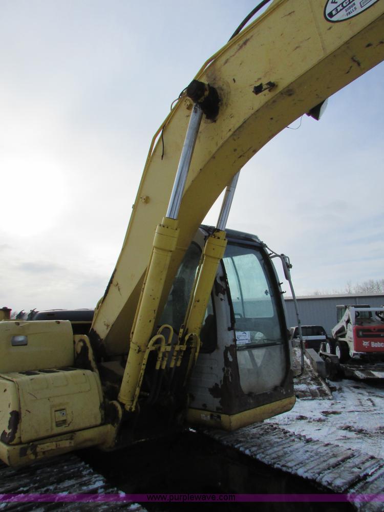image for item I6613 2001 Kobelco SK-160 LC excavator