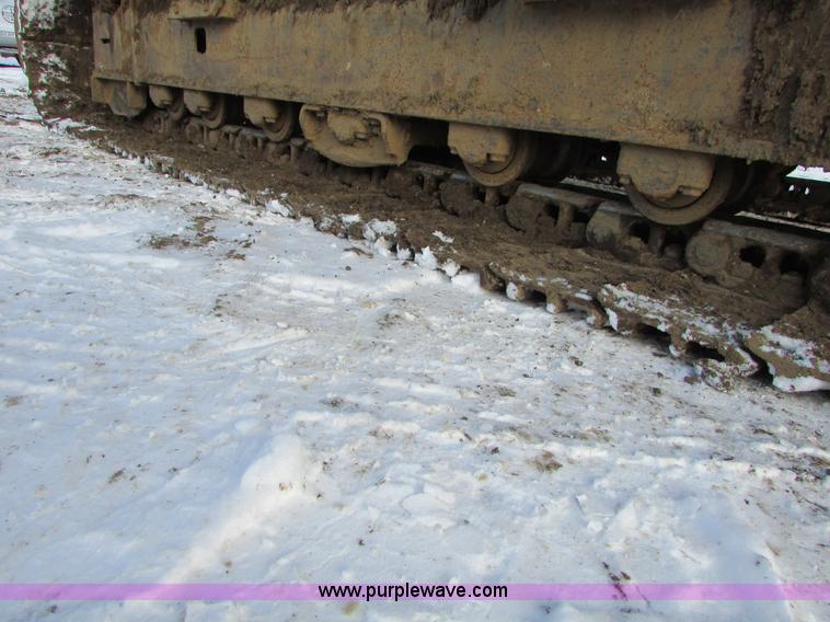 image for item I6613 2001 Kobelco SK-160 LC excavator