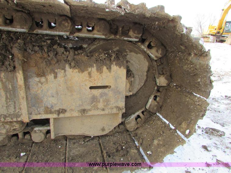 image for item I6613 2001 Kobelco SK-160 LC excavator