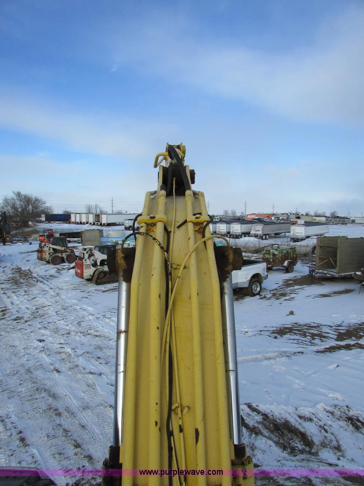 image for item I6613 2001 Kobelco SK-160 LC excavator