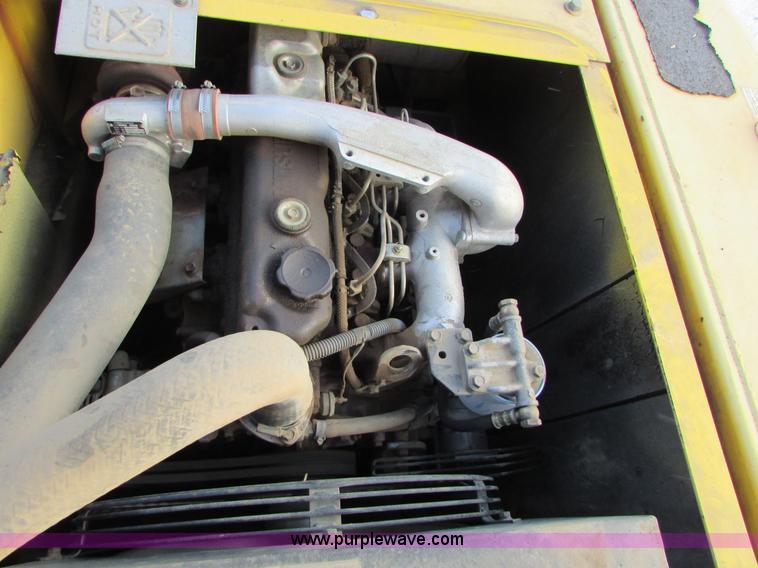 image for item I6613 2001 Kobelco SK-160 LC excavator