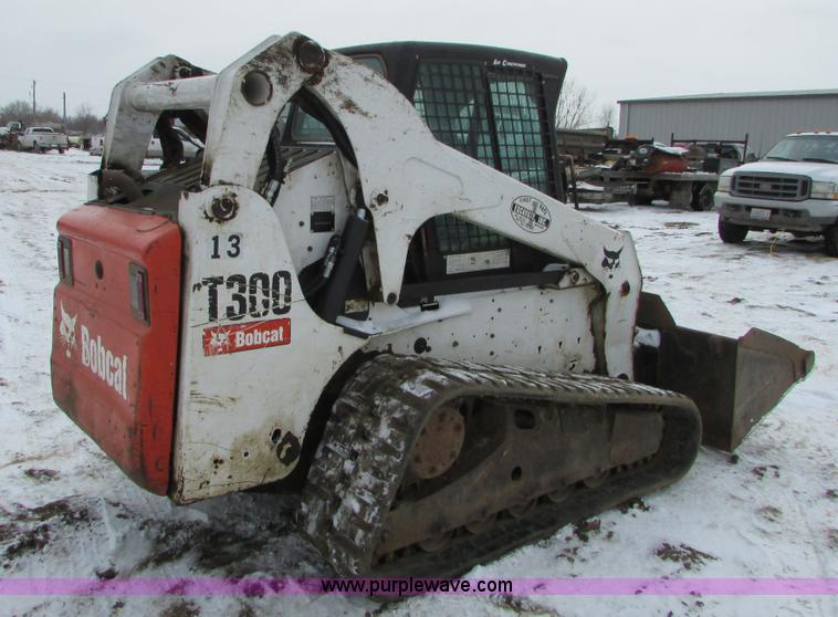 image for item I6614 2010 Bobcat T300 skid steer