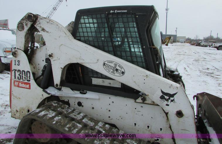 image for item I6614 2010 Bobcat T300 skid steer