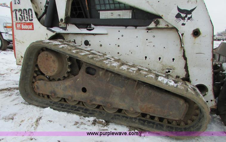 image for item I6614 2010 Bobcat T300 skid steer
