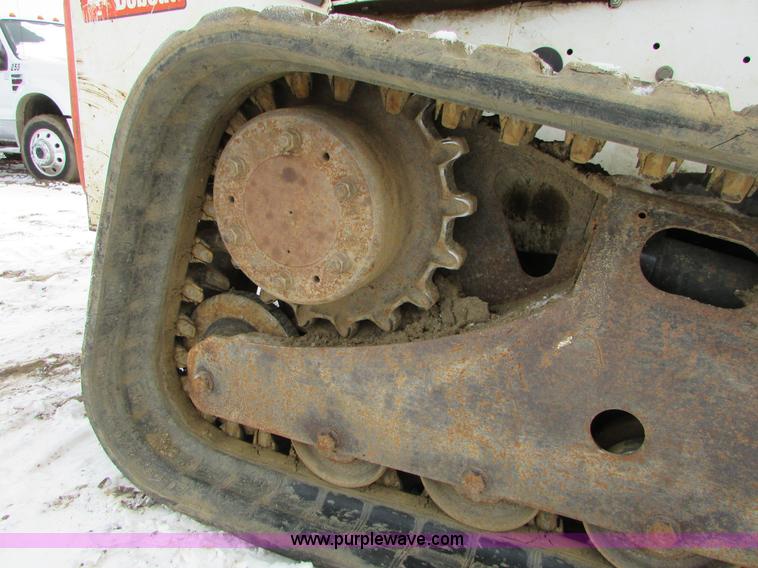 image for item I6614 2010 Bobcat T300 skid steer