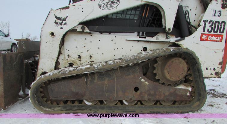 image for item I6614 2010 Bobcat T300 skid steer