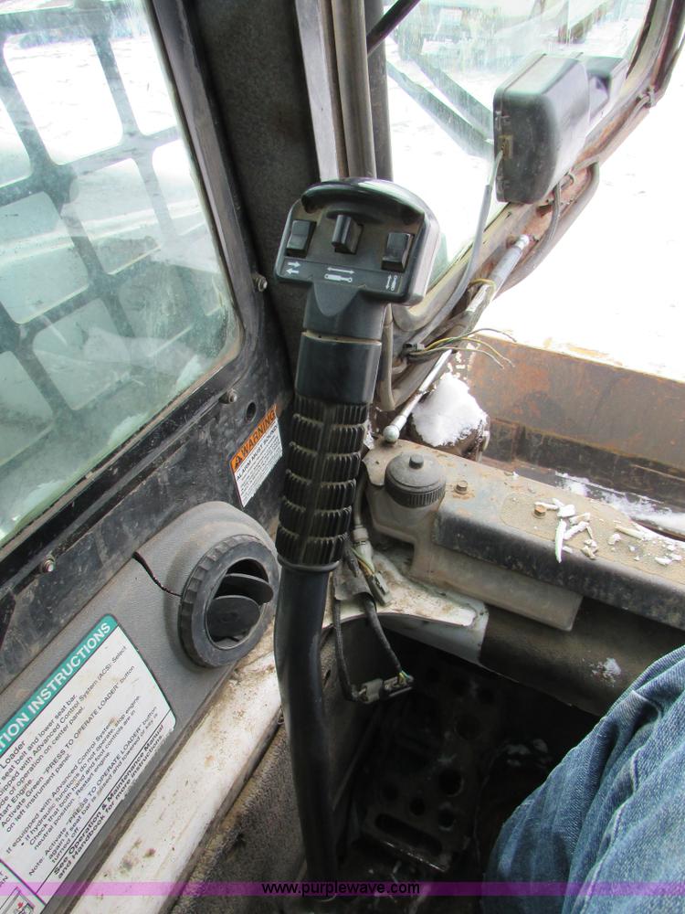 image for item I6614 2010 Bobcat T300 skid steer