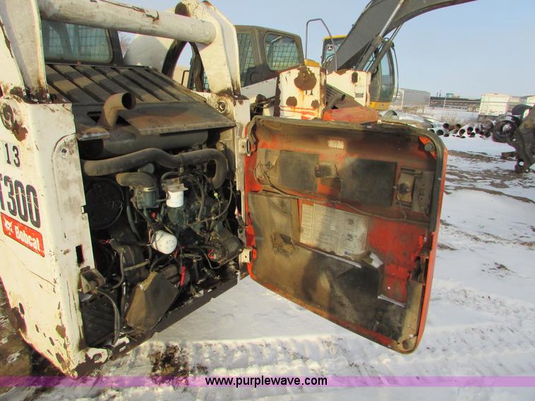 image for item I6614 2010 Bobcat T300 skid steer