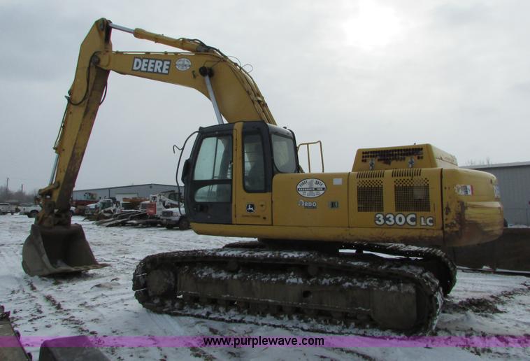 image for item I6615 2005 John Deere 330C LC excavator