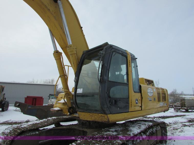 image for item I6615 2005 John Deere 330C LC excavator