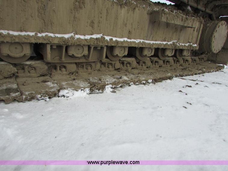 image for item I6615 2005 John Deere 330C LC excavator