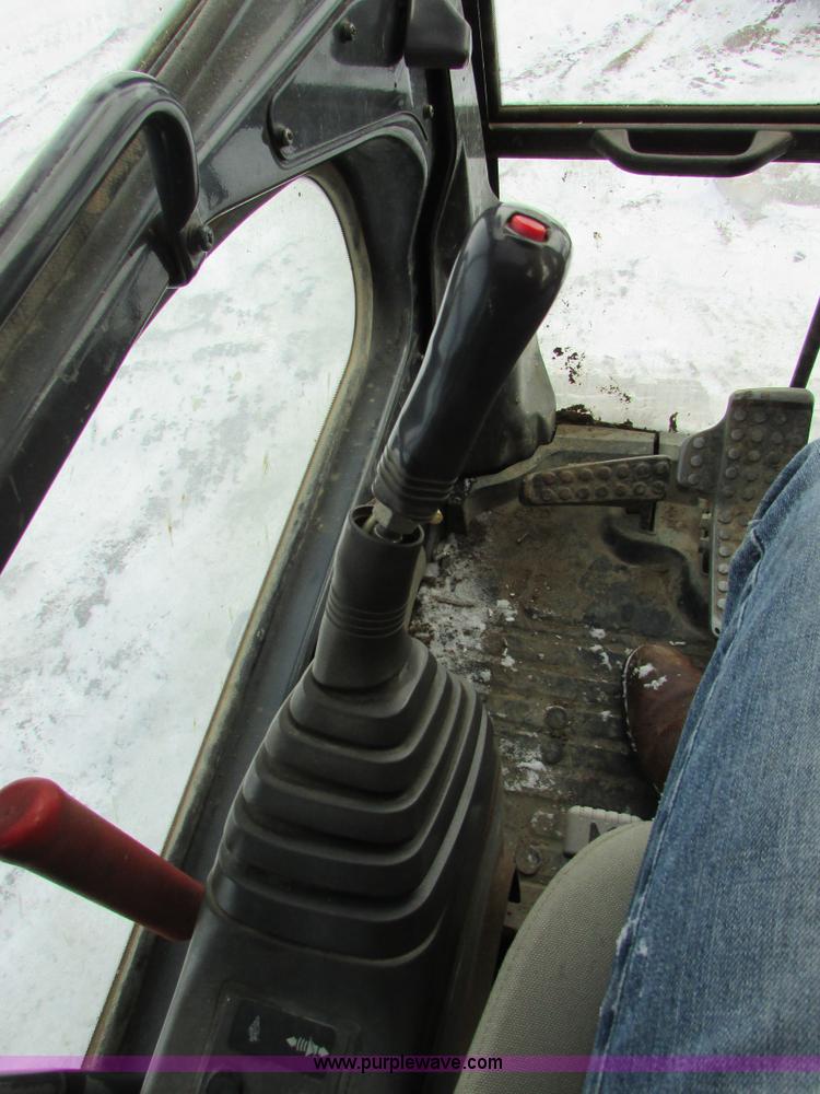 image for item I6615 2005 John Deere 330C LC excavator