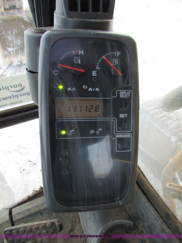 image for item I6615 2005 John Deere 330C LC excavator