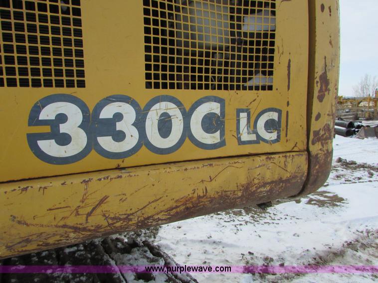 image for item I6615 2005 John Deere 330C LC excavator