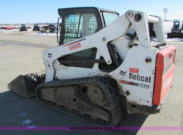 image for item I6621 2011 Bobcat T650 skid steer