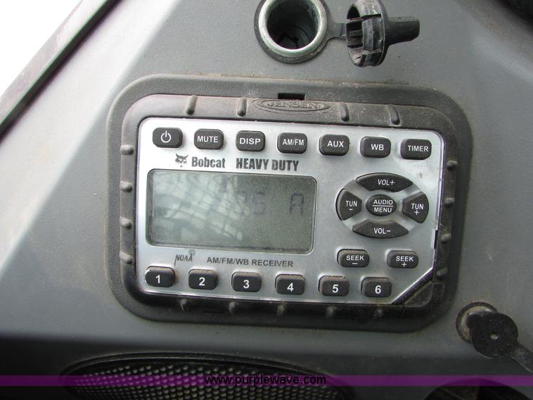 image for item I6639 2013 Bobcat S750 skid steer