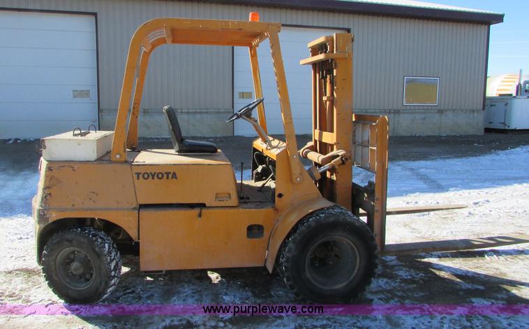 image for item I6655 Toyota 02-2FG40 forklift
