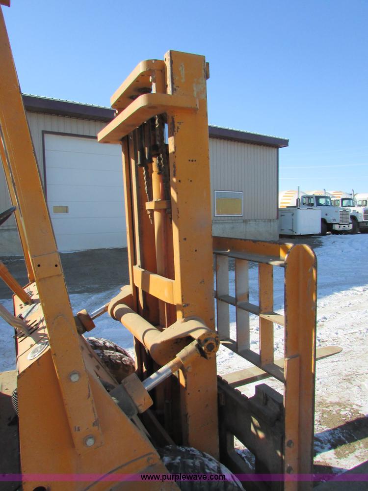 image for item I6655 Toyota 02-2FG40 forklift