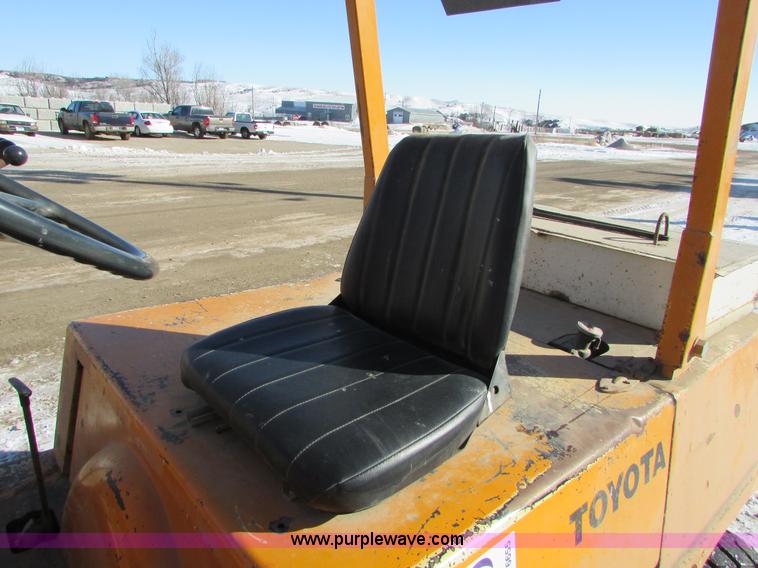 image for item I6655 Toyota 02-2FG40 forklift