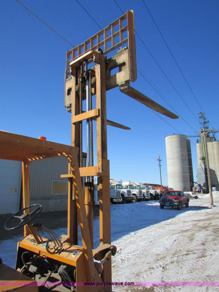 image for item I6655 Toyota 02-2FG40 forklift