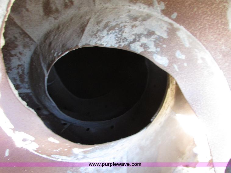 image for item I6656 1989 Ford L9000 mixer truck