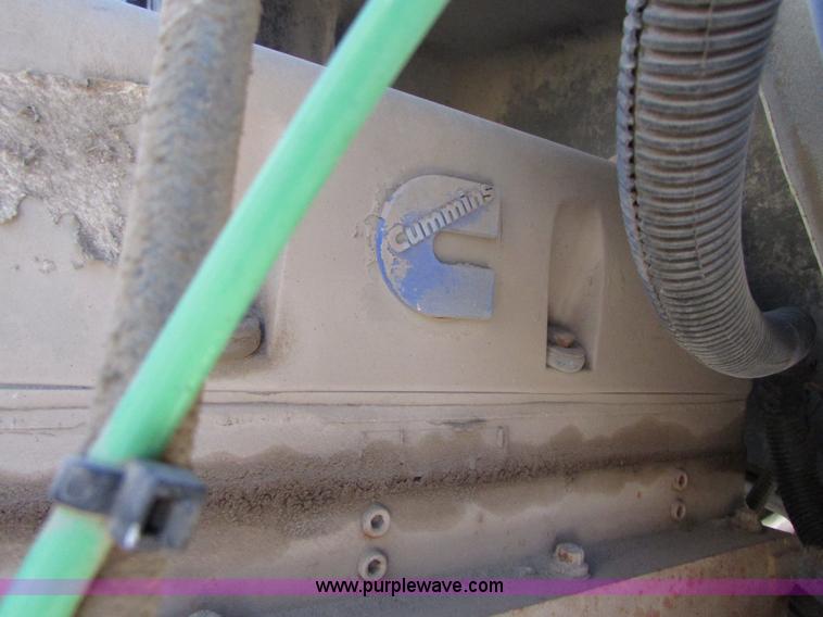 image for item I6656 1989 Ford L9000 mixer truck