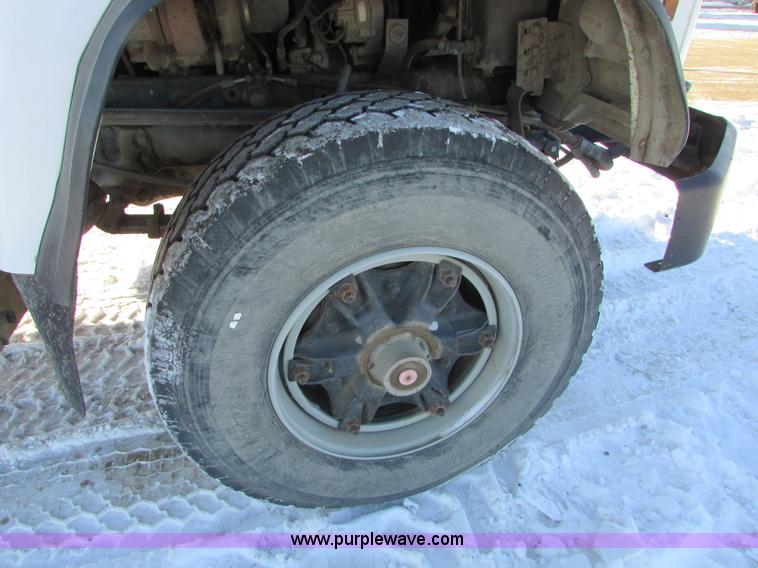 image for item I6657 1988 Ford L9000 mixer truck