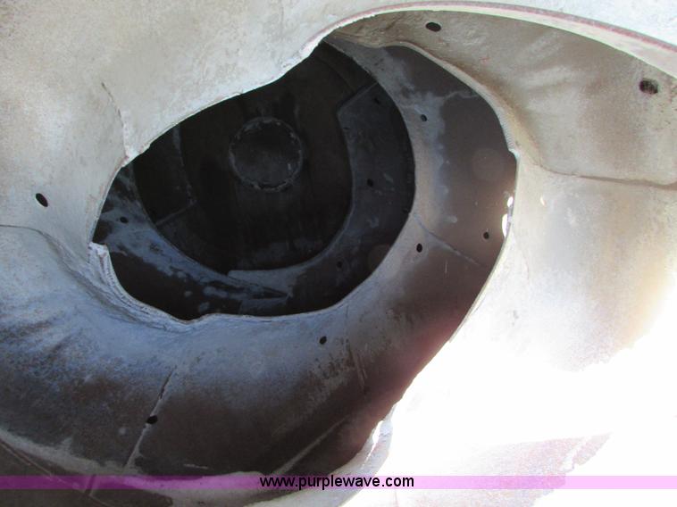 image for item I6657 1988 Ford L9000 mixer truck