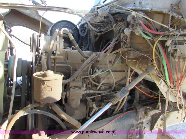 image for item I6657 1988 Ford L9000 mixer truck