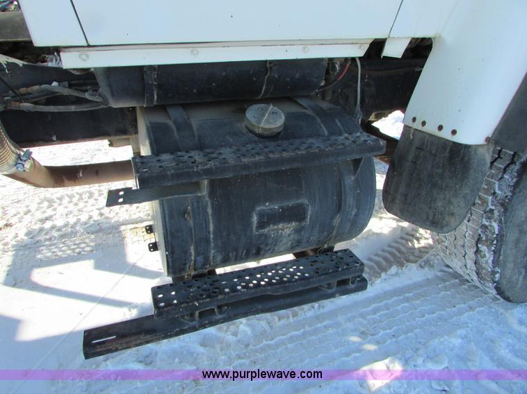 image for item I6658 1995 Ford LT9000 mixer truck