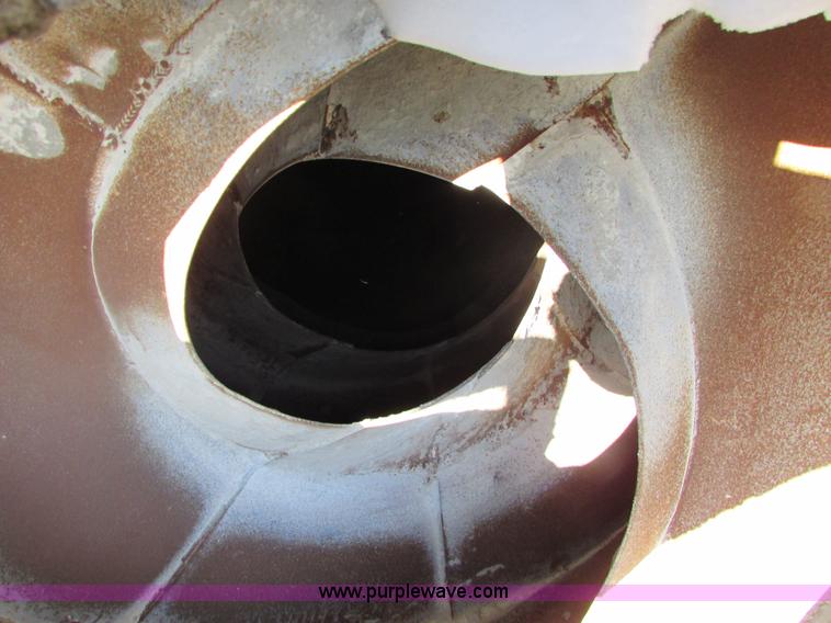 image for item I6658 1995 Ford LT9000 mixer truck