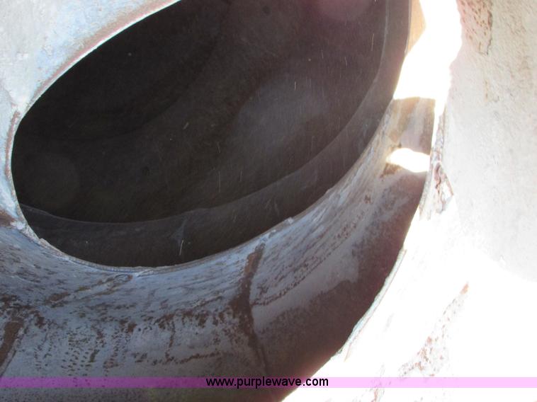 image for item I6658 1995 Ford LT9000 mixer truck