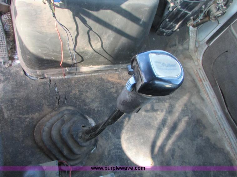 image for item I6660 1991 Ford LT9000 mixer truck