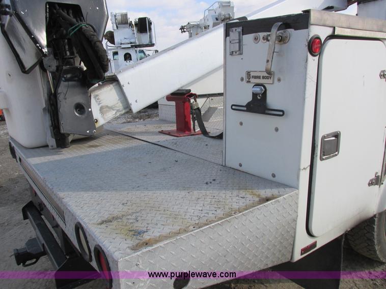 image for item I8787 1994 GMC Sierra 3500 bucket truck