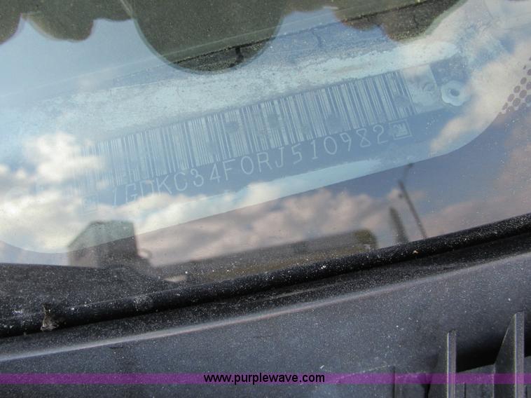 image for item I8787 1994 GMC Sierra 3500 bucket truck