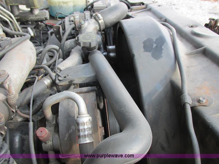 image for item I8787 1994 GMC Sierra 3500 bucket truck