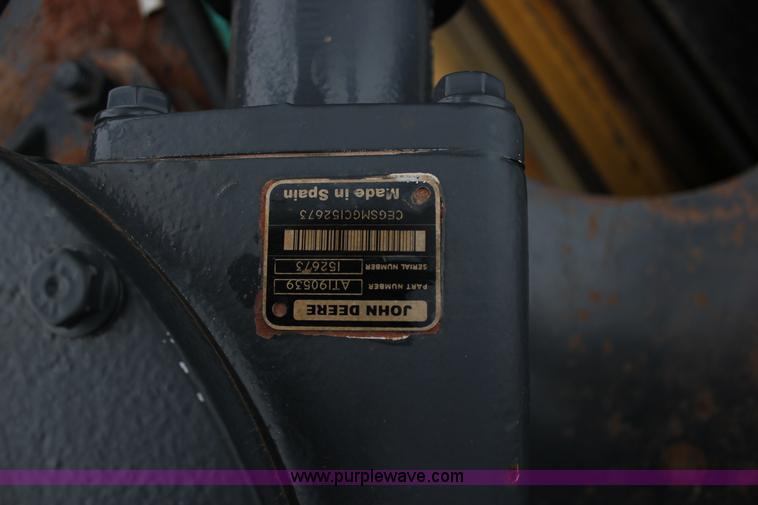 image for item J2287 2009 John Deere 672G articulated motor grader