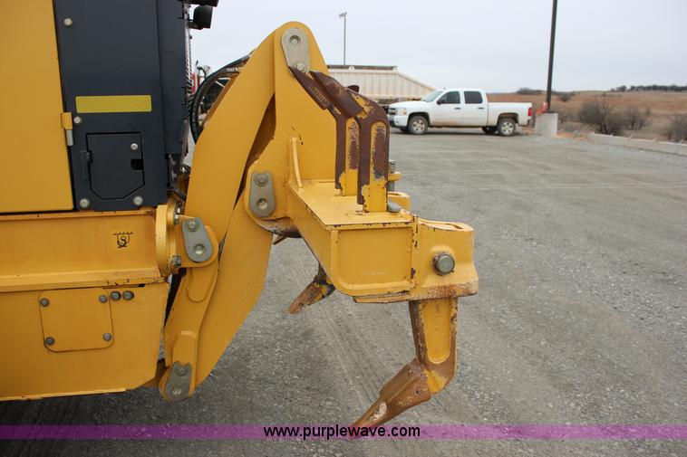 image for item J2287 2009 John Deere 672G articulated motor grader