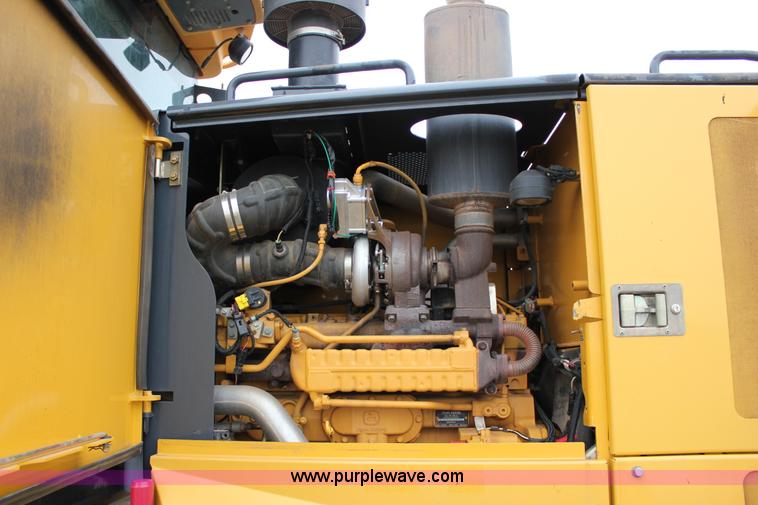 image for item J2287 2009 John Deere 672G articulated motor grader