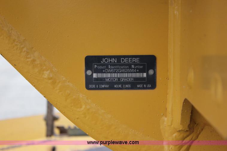 image for item J2287 2009 John Deere 672G articulated motor grader