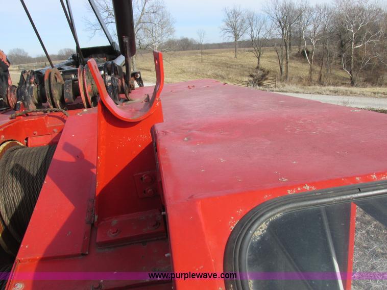 image for item K2020 1974 Link-Belt LS118 crane