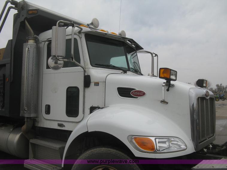 image for item K2927 2008 Peterbilt 340 dump truck