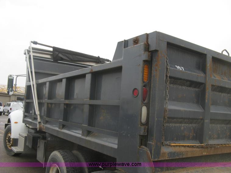 image for item K2927 2008 Peterbilt 340 dump truck