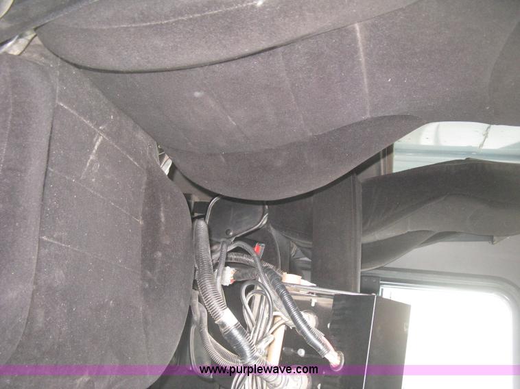 image for item K2927 2008 Peterbilt 340 dump truck