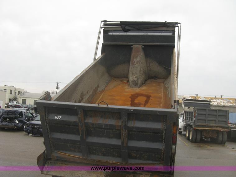 image for item K2927 2008 Peterbilt 340 dump truck