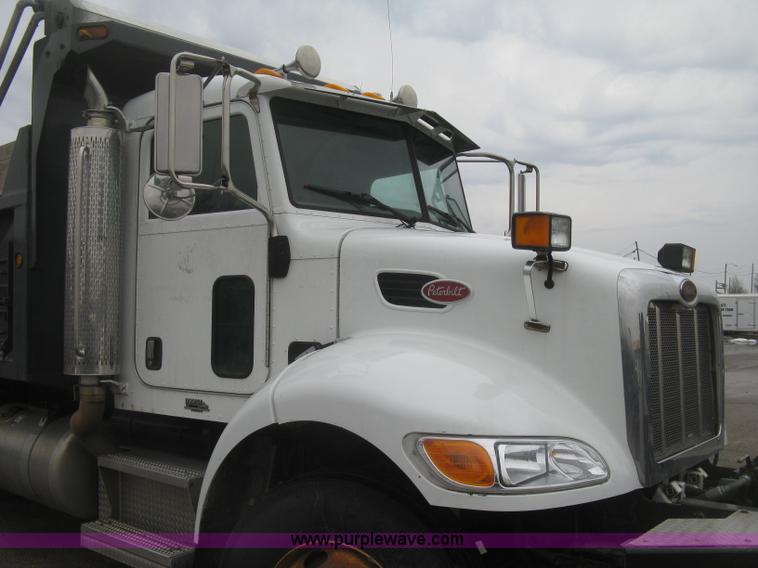 image for item K2928 2008 Peterbilt 340 dump truck