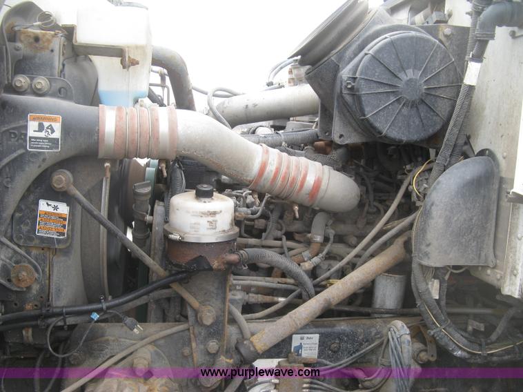 image for item K2928 2008 Peterbilt 340 dump truck